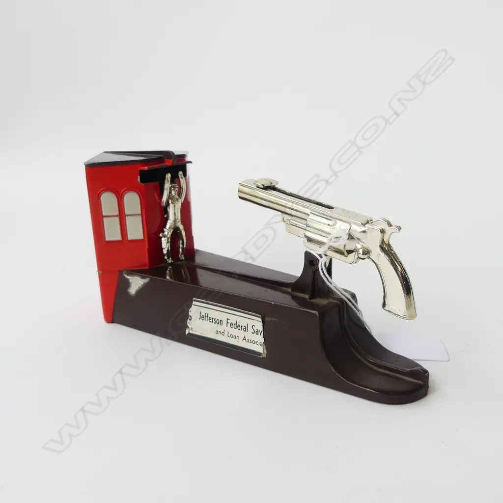 GUN MONEY BOX 'WILD WEST BANK' W.200mm Image 1++