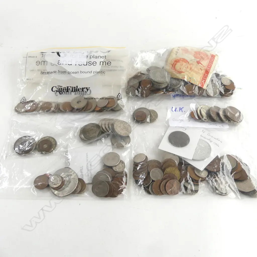 ASST. WORLD COINS ETC Image 1++