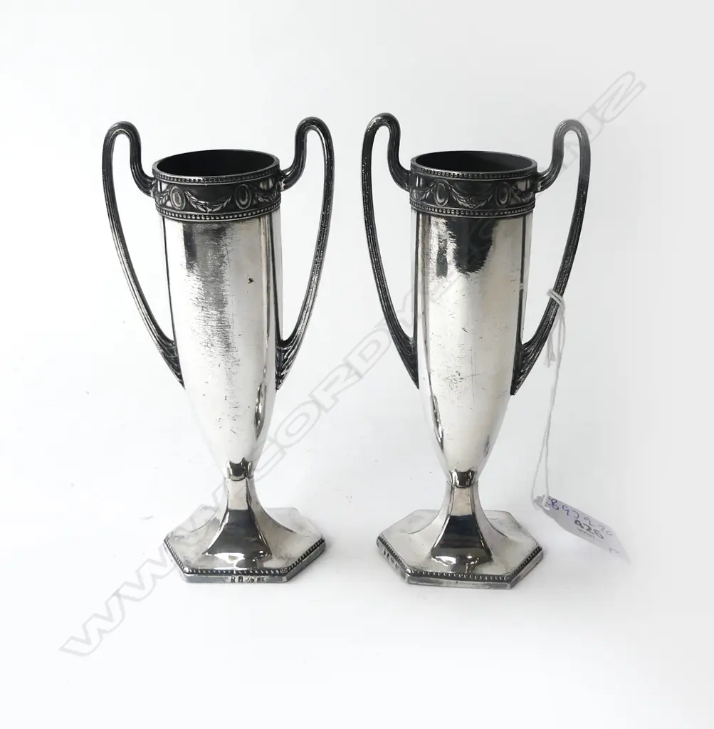 PR WMF SILVER PLATED SPILL VASES, GREEK-STYLE WITH HANDLES & HEXAGON SHAPED BASES, H.150mm Image 1++