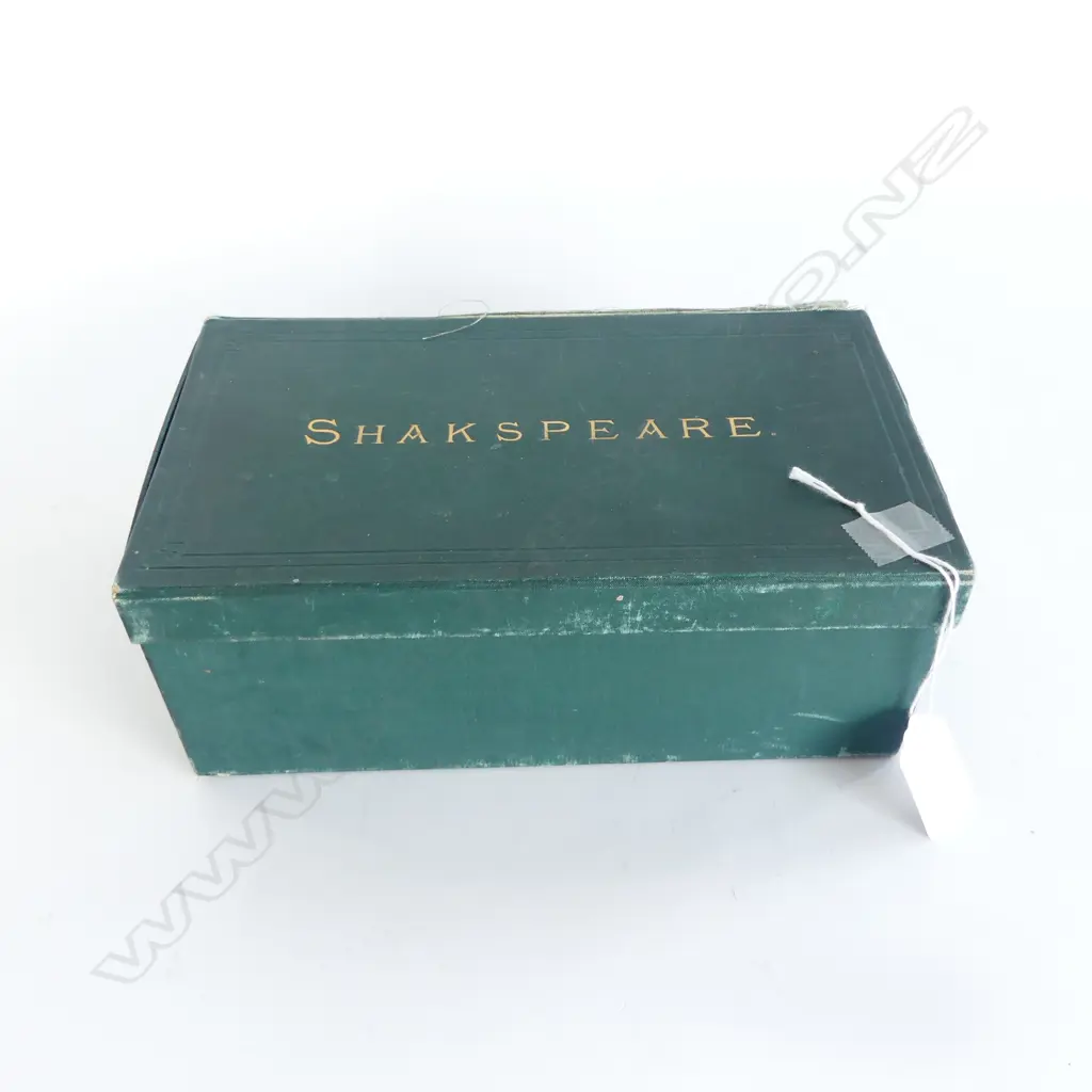 'THE HANDY VOLUME SHAKESPEARE' 13 VOLS, BOXED Image 1++