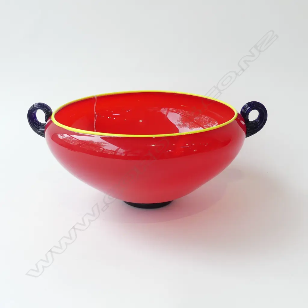 GARRY NASH GLASS BOWL RED w YELLOW RIM signed & dated 1995 Dia.300mm Image 1++