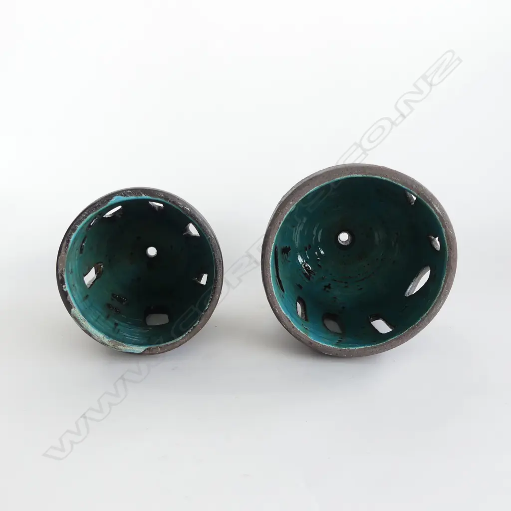 2 POTTERY PIECES SUSPENDED LAMP SHADES H.220mm TALLEST Image 1++