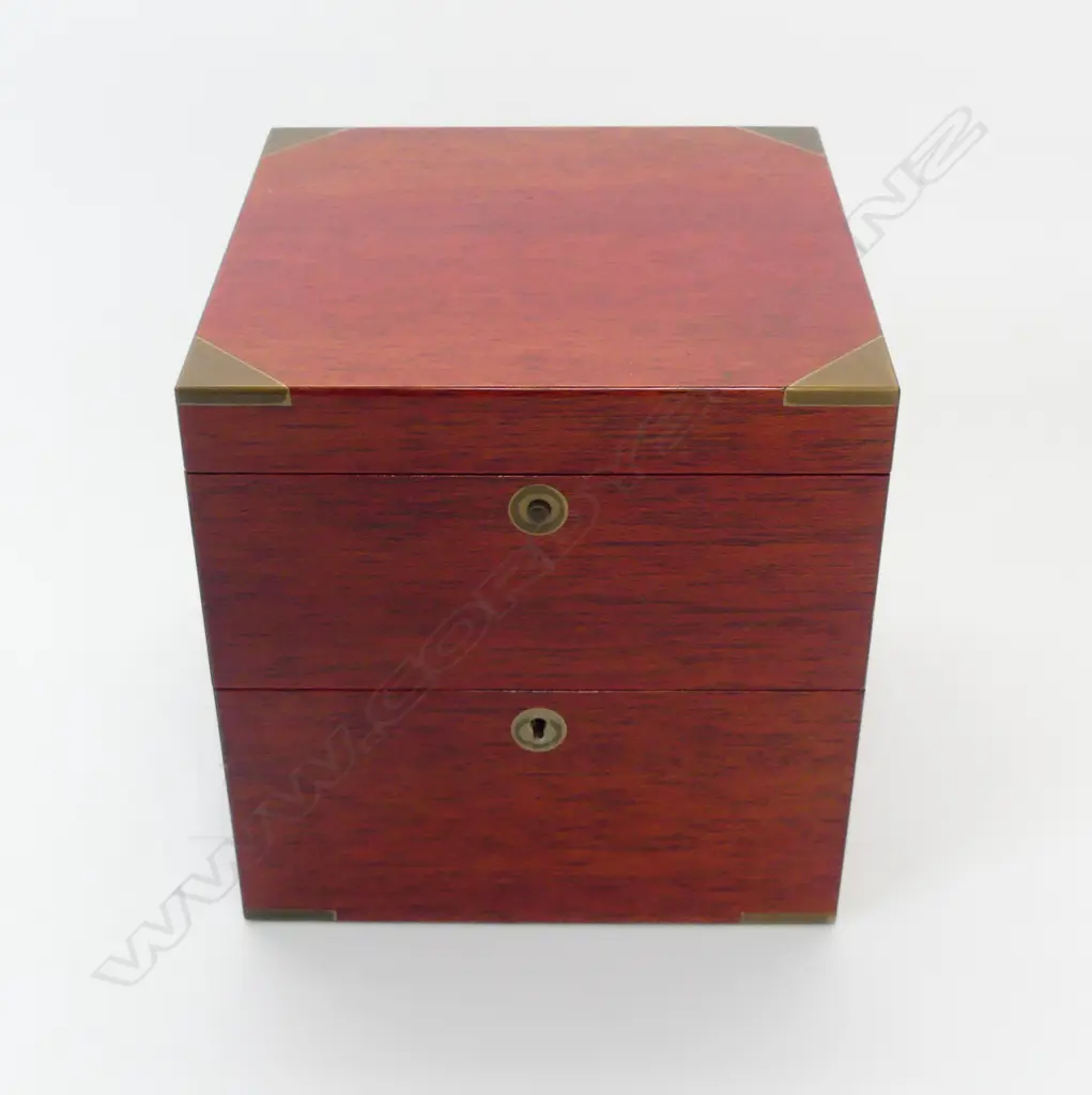 SCHATZ GIMBALLED CLOCK IN MAHOGANY CASE 175X175x180mm Image 1++