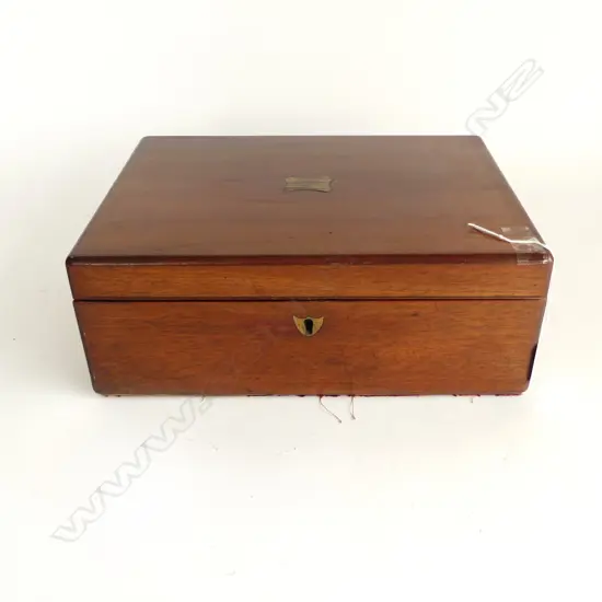 MAHOGANY WRITING SLOPE W.300mm