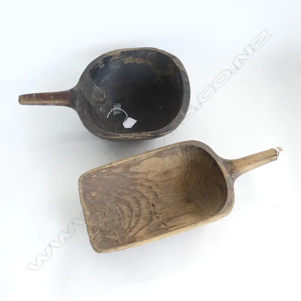 2 VINTAGE WOODEN ORIENTAL RICE SCOOPS, L.400mm Image 1++