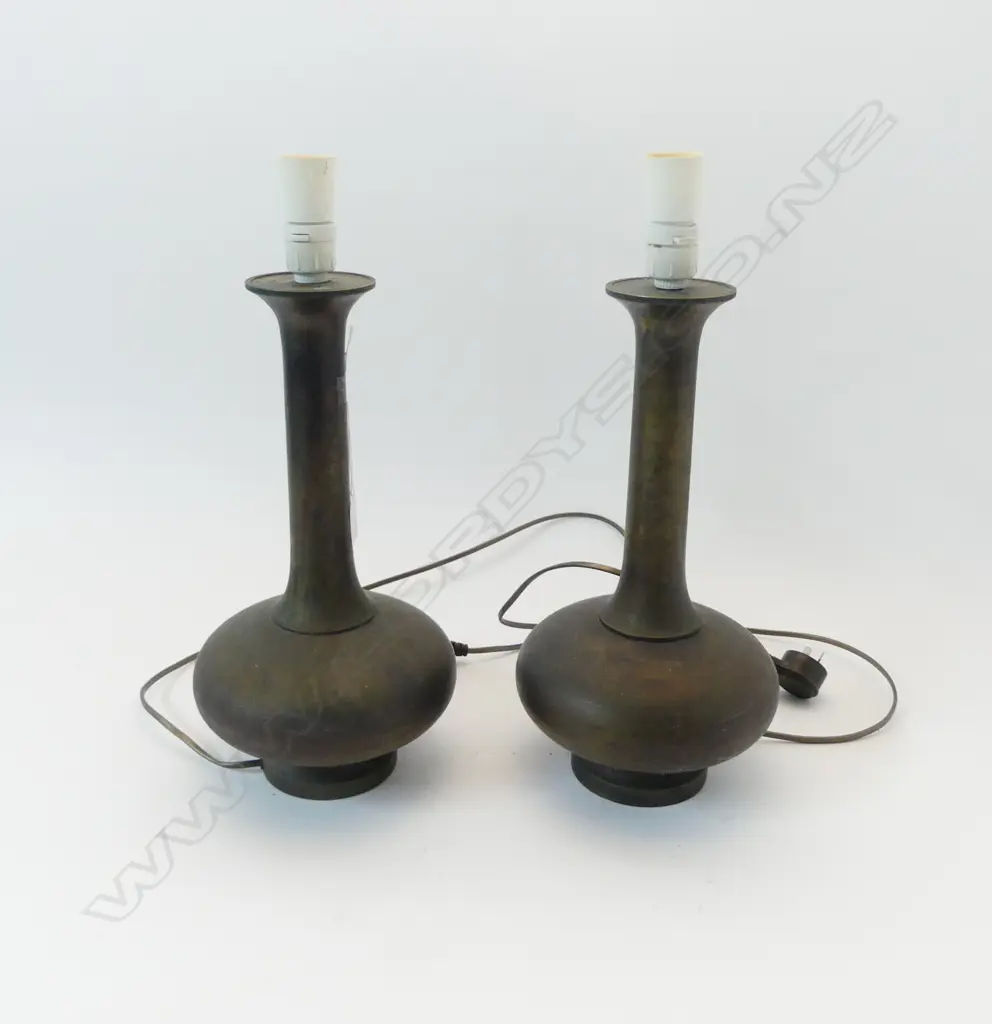 PR VINTAGE BRASS LAMP BASES H.430mm Image 1++
