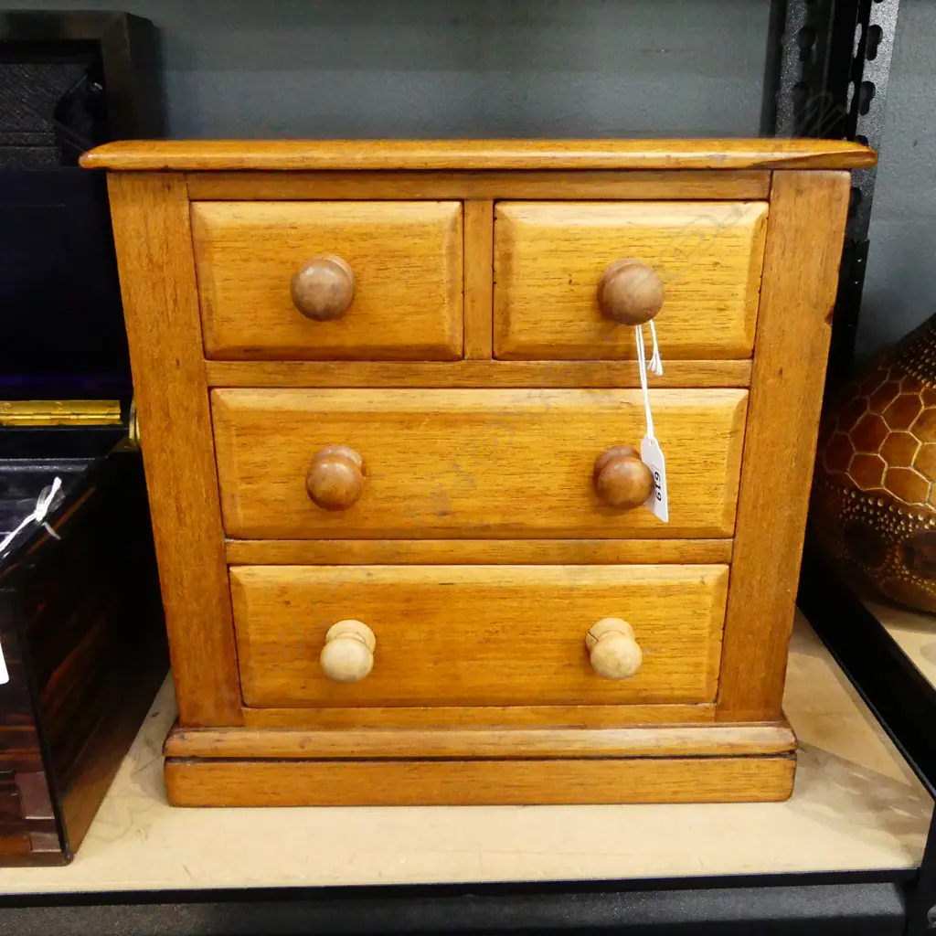 WOODEN 4 DRAWER COLLECTORS CHEST 310x220x310mm Image 1++