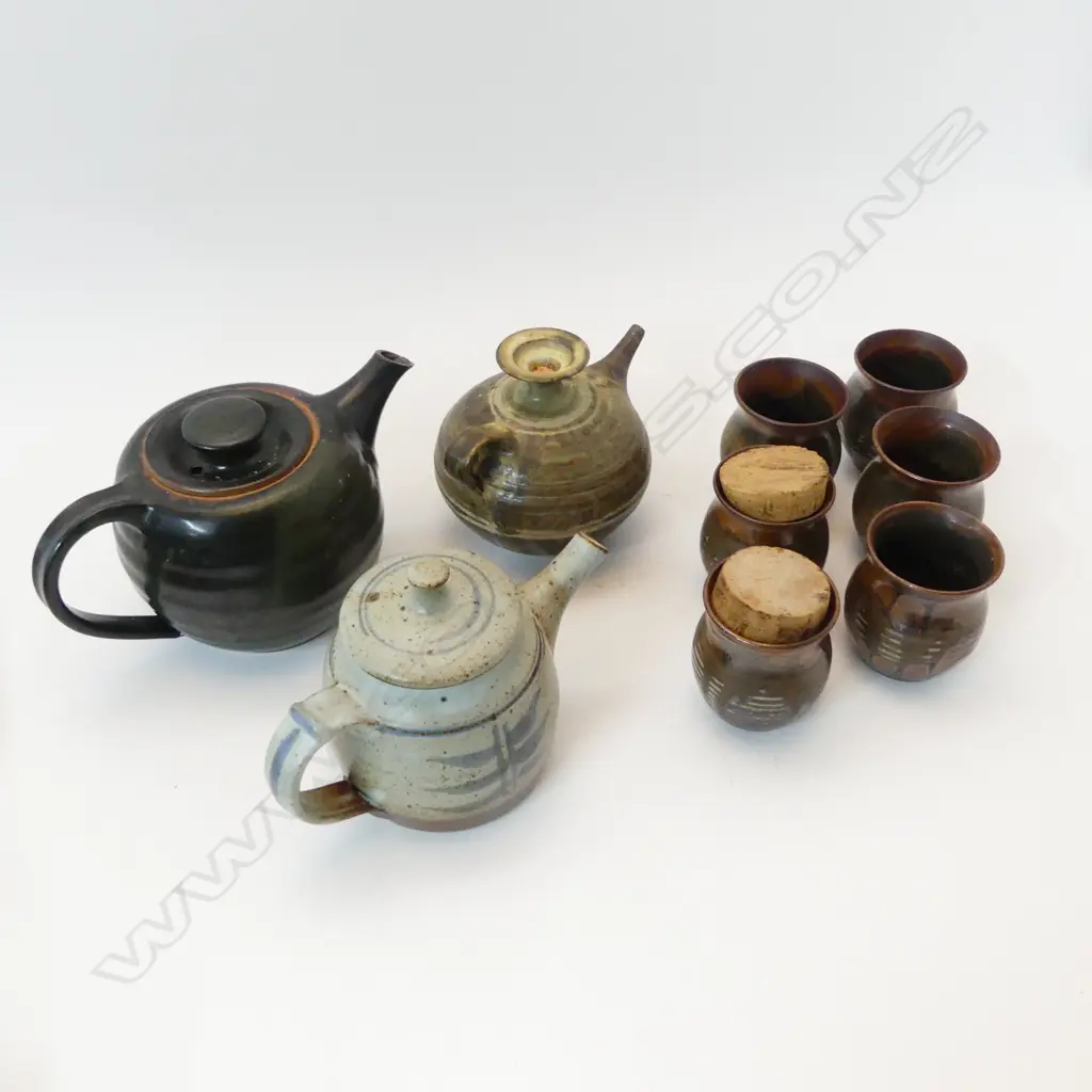 ASST. NZ STUDIO POTTERY; 2 TEAPOTS (1 BY STICHBURY CHIP TO LID) ETC Image 1++