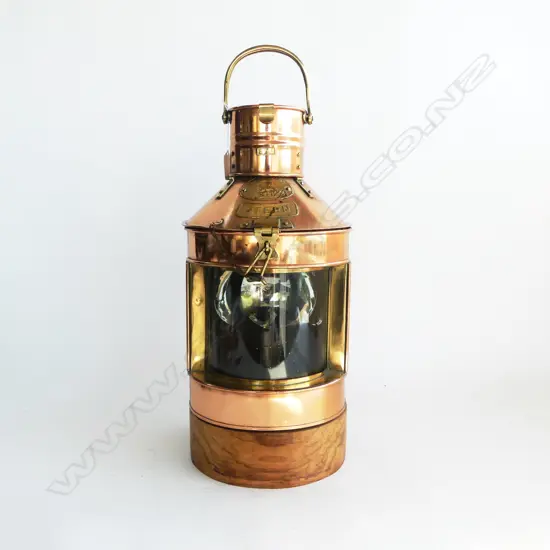 LG COPPER & BRASS OLD SHIP'S STERN LANTERN, 200 x 220 x 230mm ( INCLUDING LATER WOODEN BASE)