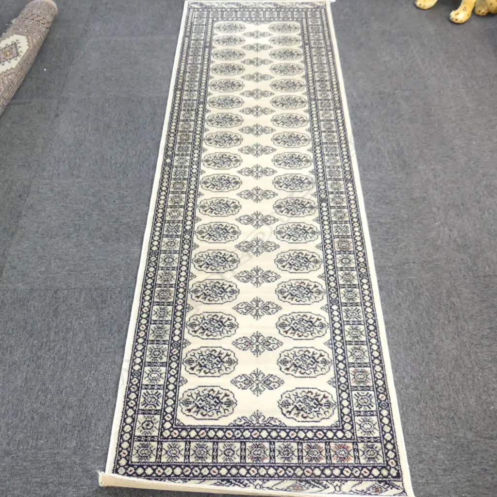 MACHINED PALE WOOL RUNNER 2500x790mm Image 1++