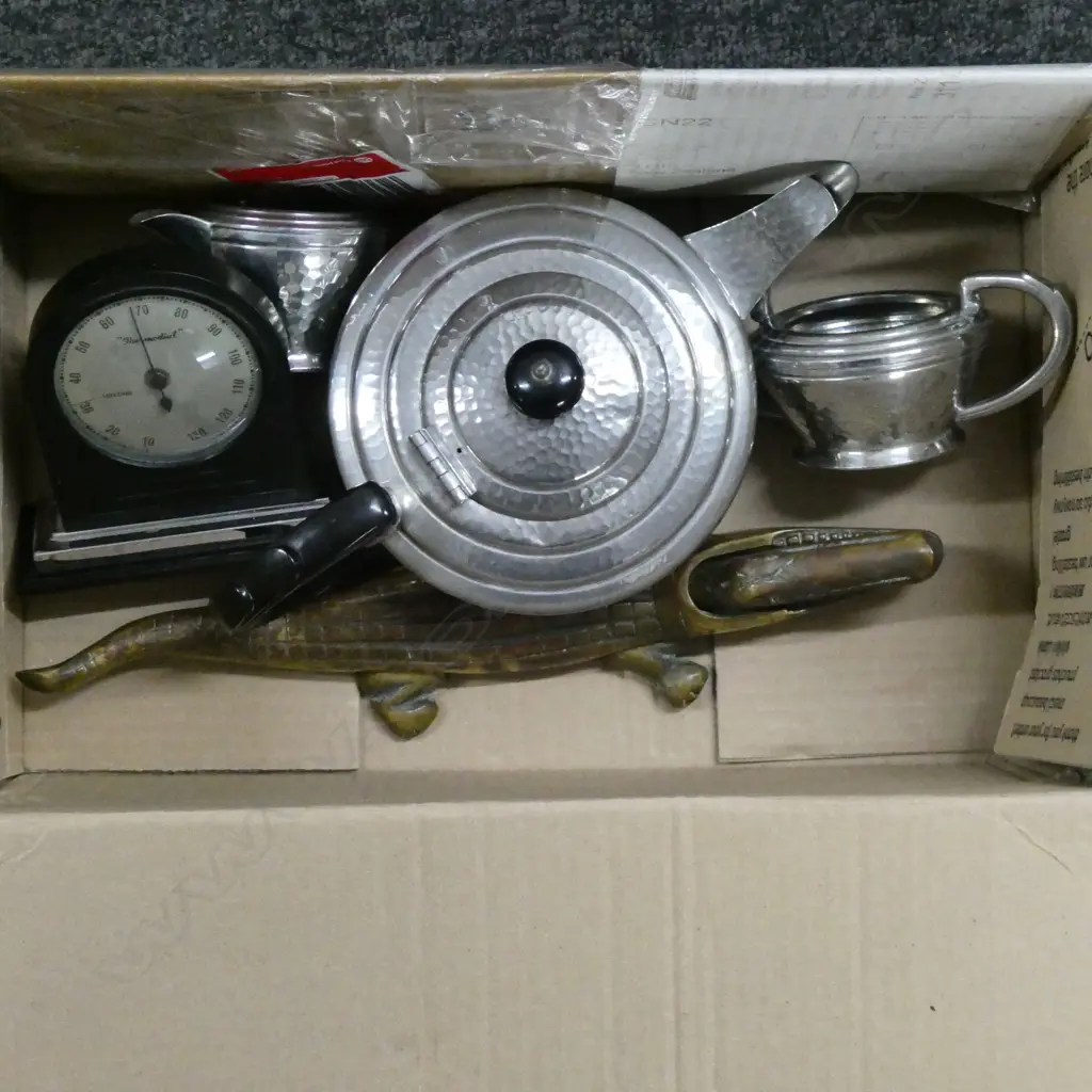  BRASS CROCODILE L.340mm, 3 PCE PEWTER TEA SET, THERMODIAL Image 1++