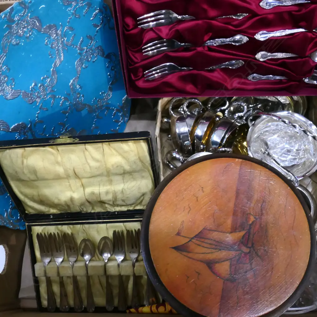 BOX LOT SILVER PLATE, BOXED CUTLERY, WOODEN BOX ETC Image 1++