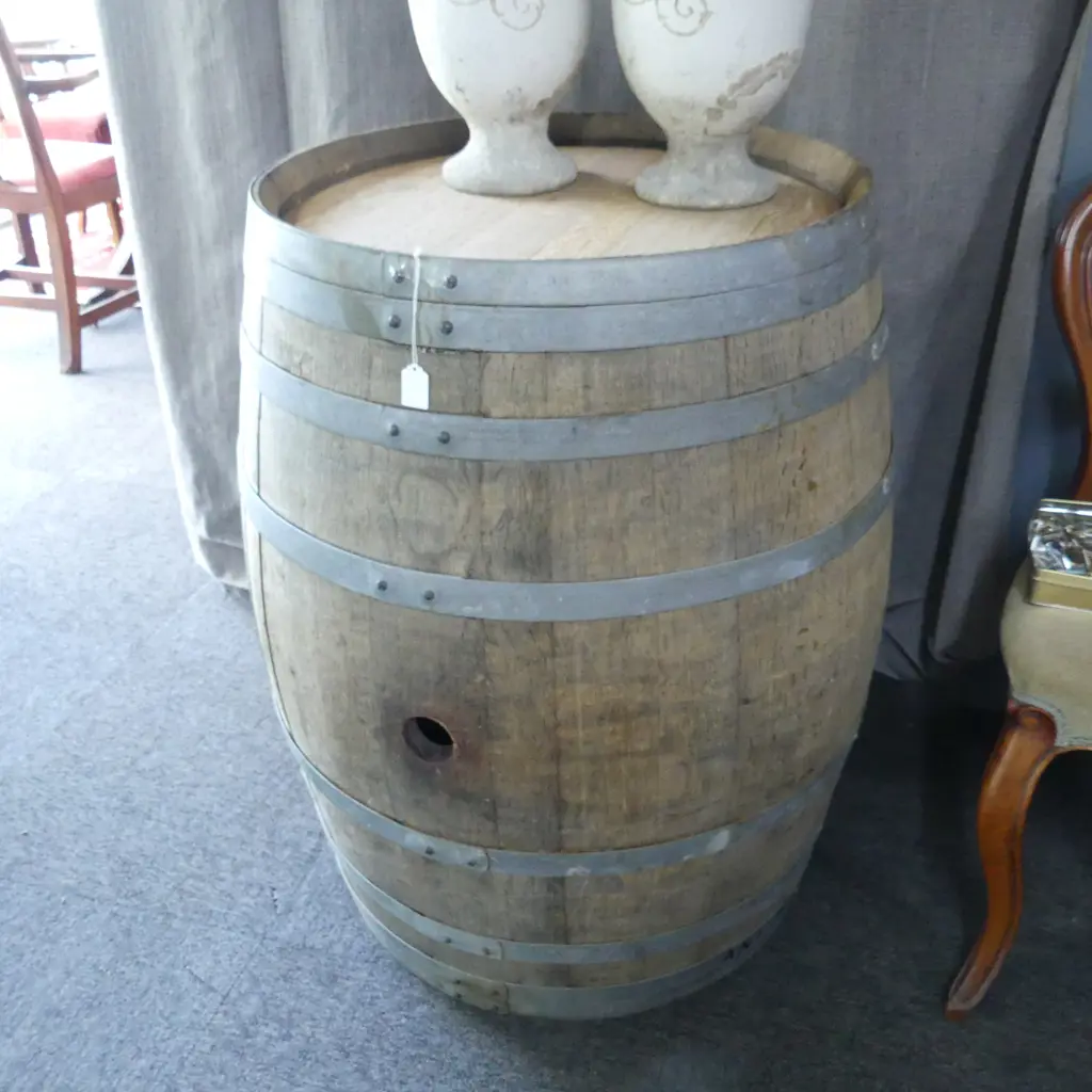 WOODEN OAK WINE BARREL H.860mm, 620mm dia Image 1++