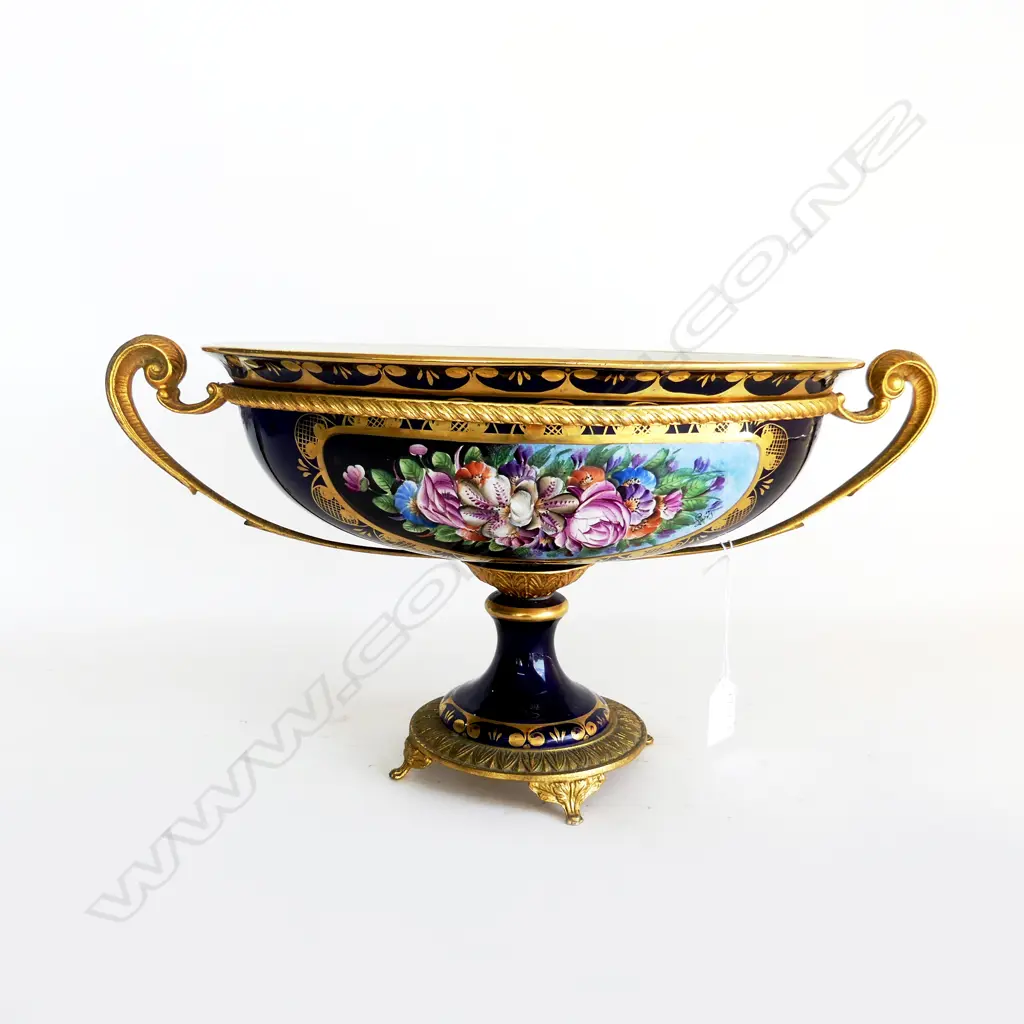 LG OVAL PORCELAIN BOWL w. GILT METAL MOUNTS W.430mm Image 1++