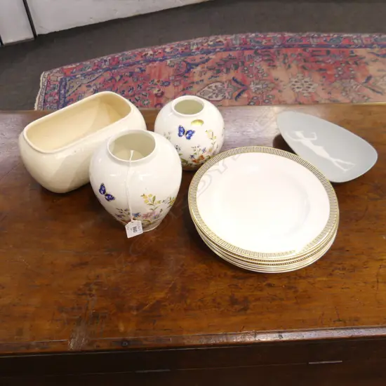 6 ROYAL CROWN DERBY GOLD RIM PLATES 235mm dia, 3 VASES; 2 AYNSLEY H.160mm, 1 SYLVAC, GERMAN DISH w. THAI DANCER