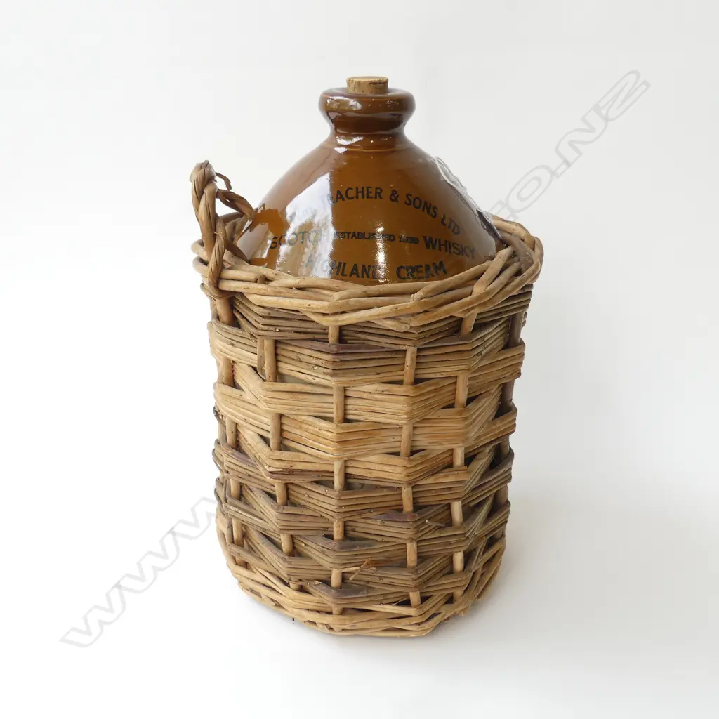 SCOTCH WHISKY STONEWARE JAR ‘WM. TEACHER & SONS’ IN WICKER SURROUND, H.34MM Image 1++