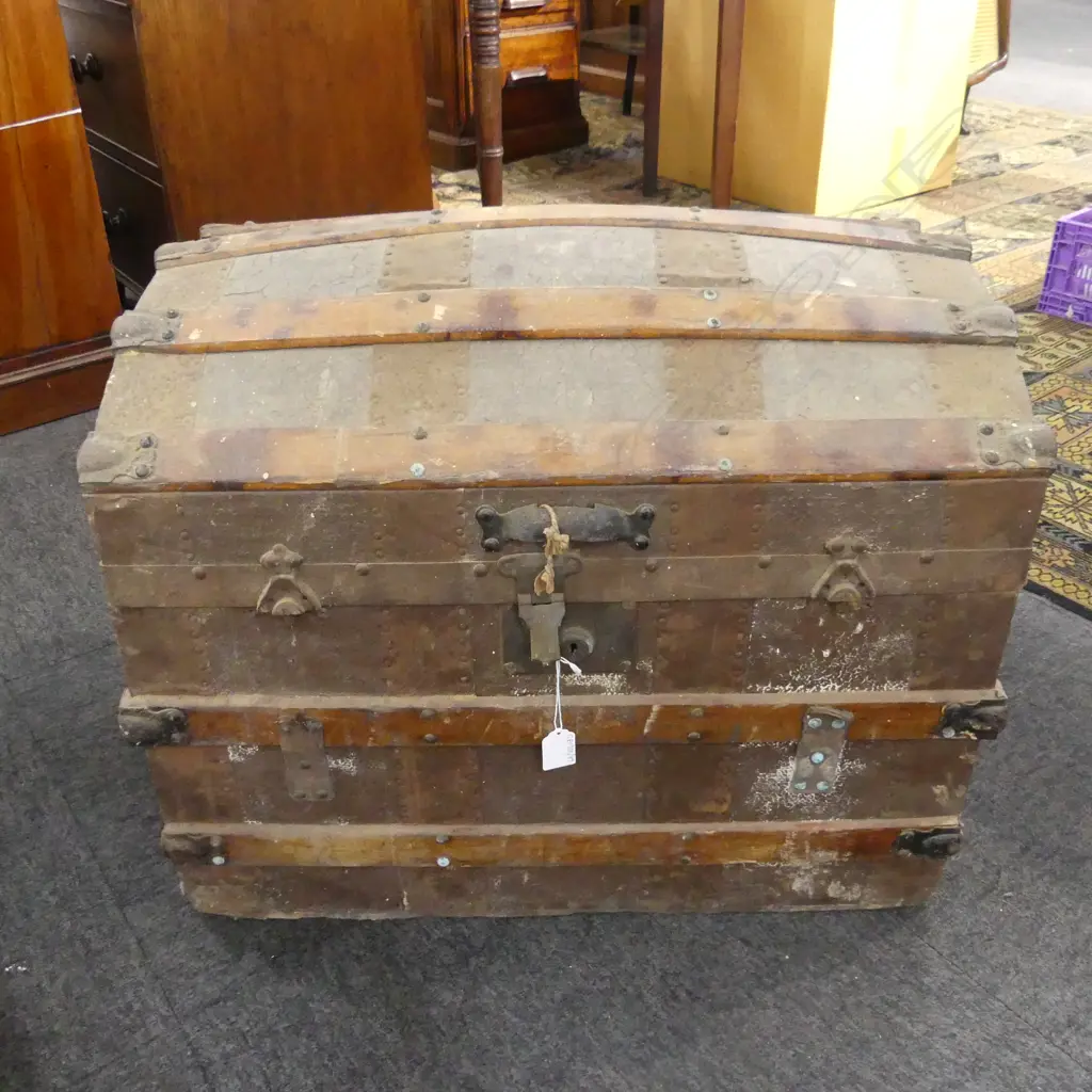 ANTIQUE SARATOGA TRUNK W.620mm & SHEET MUSIC CONTENTS Image 1++