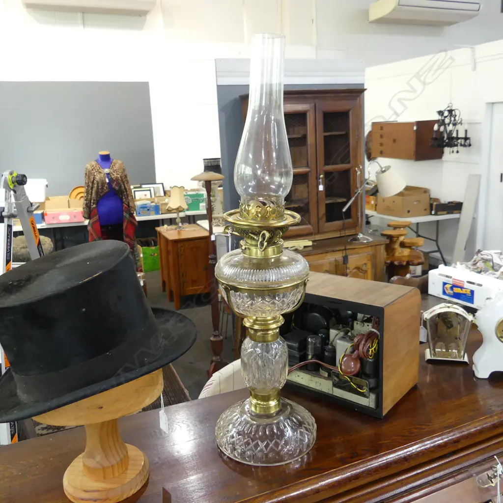 CRYSTAL KEROSENE LAMP; 'WRIGHT & BUTLER BIRM' H.650mm Image 1++