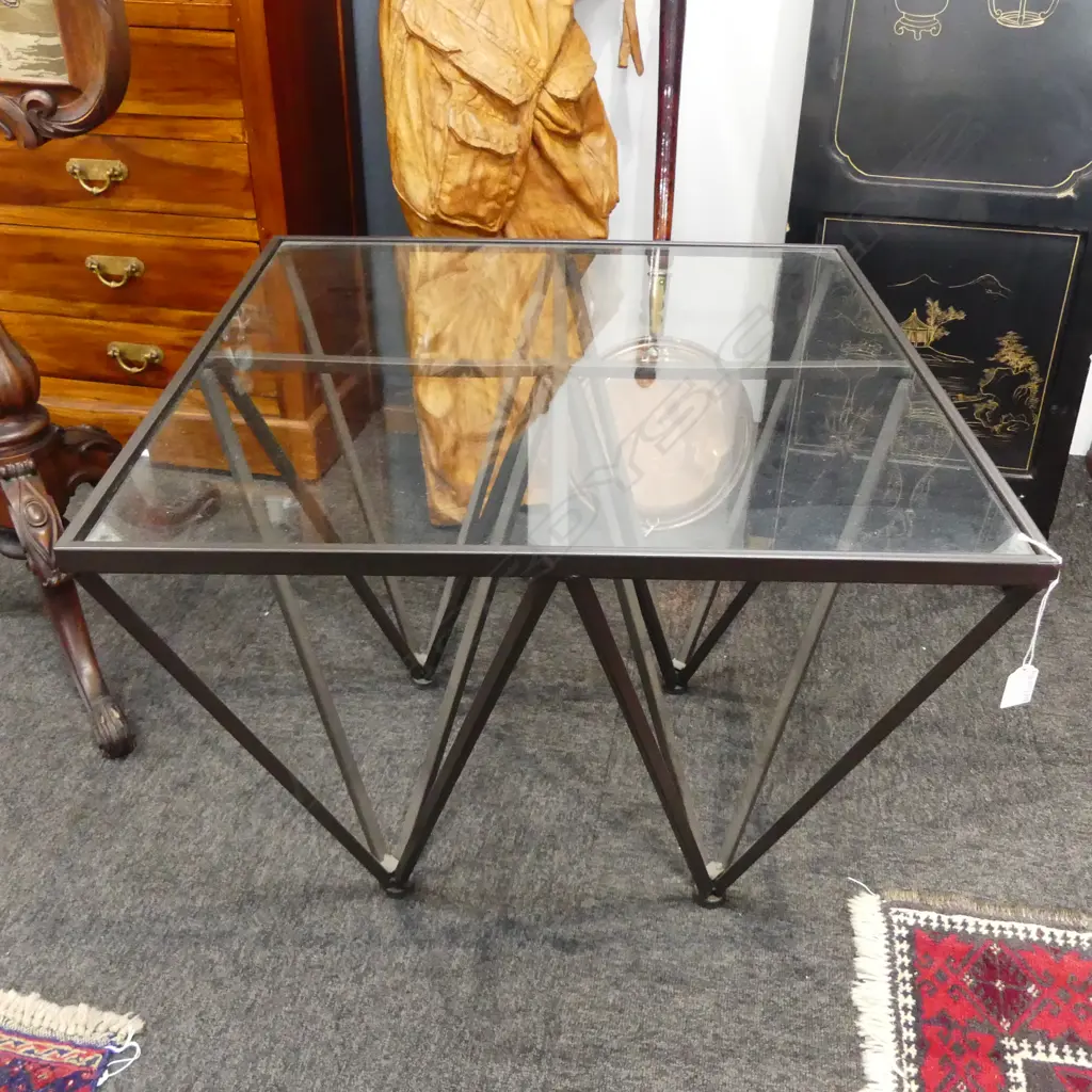 GLASS TOP SIDE TABLE AFTER PAOLO PIVA 'ALANDA' 650x650x520mm Image 1++