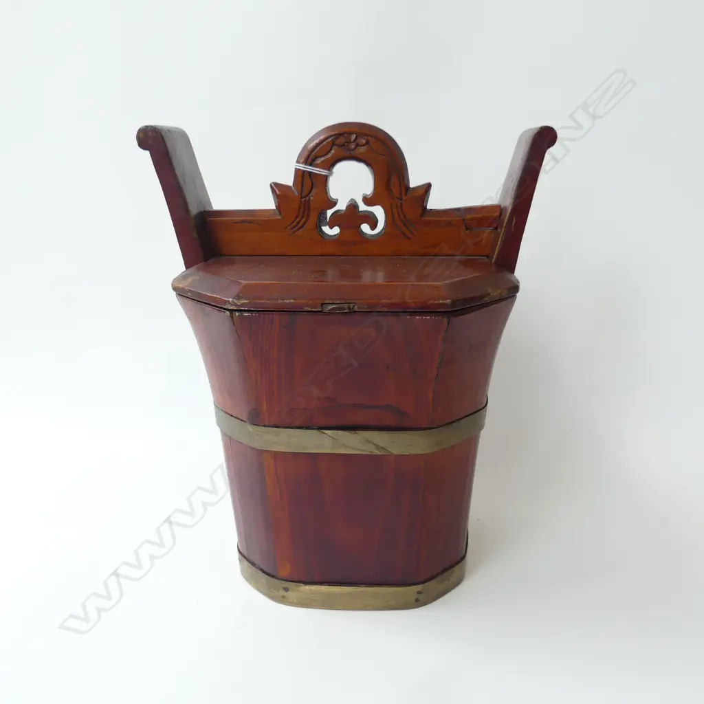 ORIENTAL WOODEN LIDDED CONTAINER H.310mm Image 1++