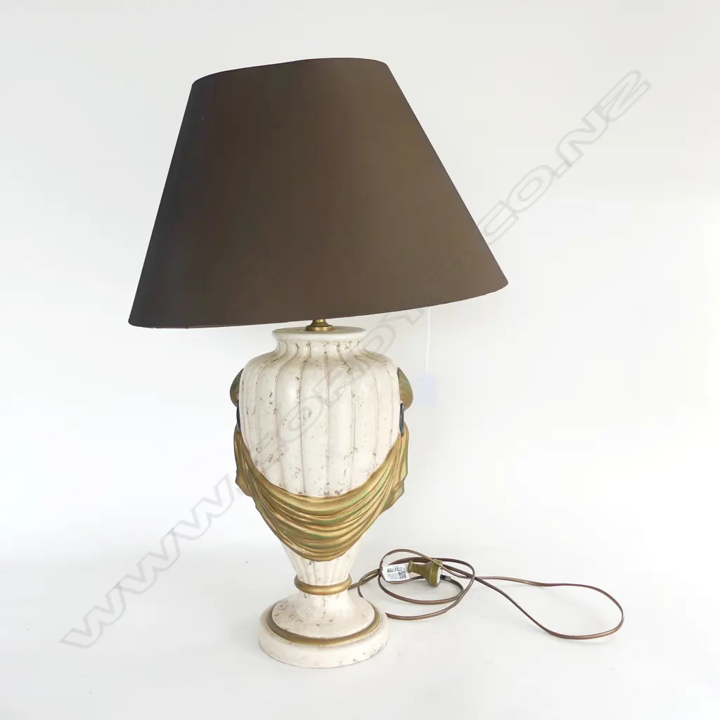 EUNICE TAYLOR TABLE LAMP H.700mm FAULTS Image 1++