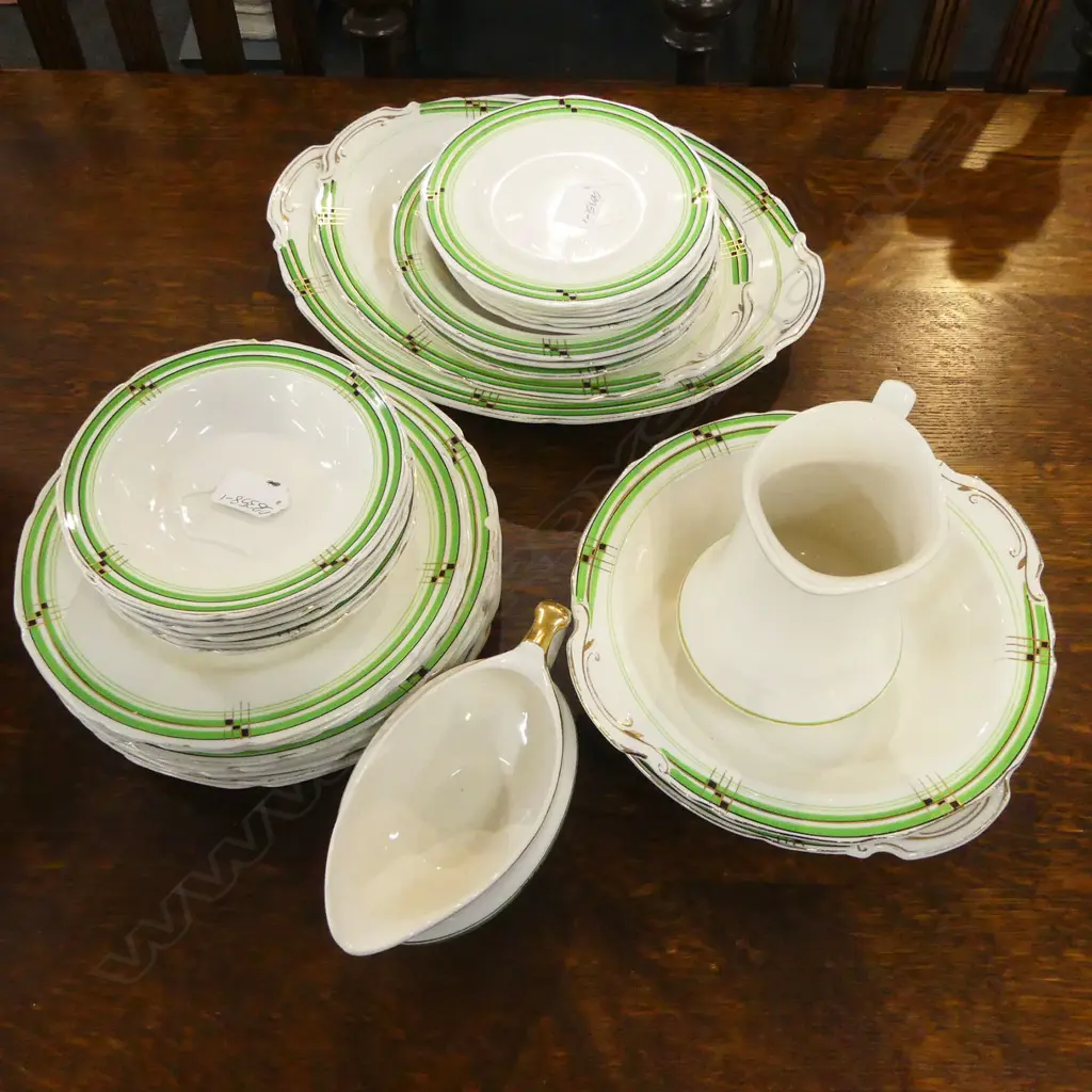 GRINDLEY ART DECO 'CHEQUERS' DINNER SERVICE & SERVICE DISHES , SOME CHIPS Image 1++