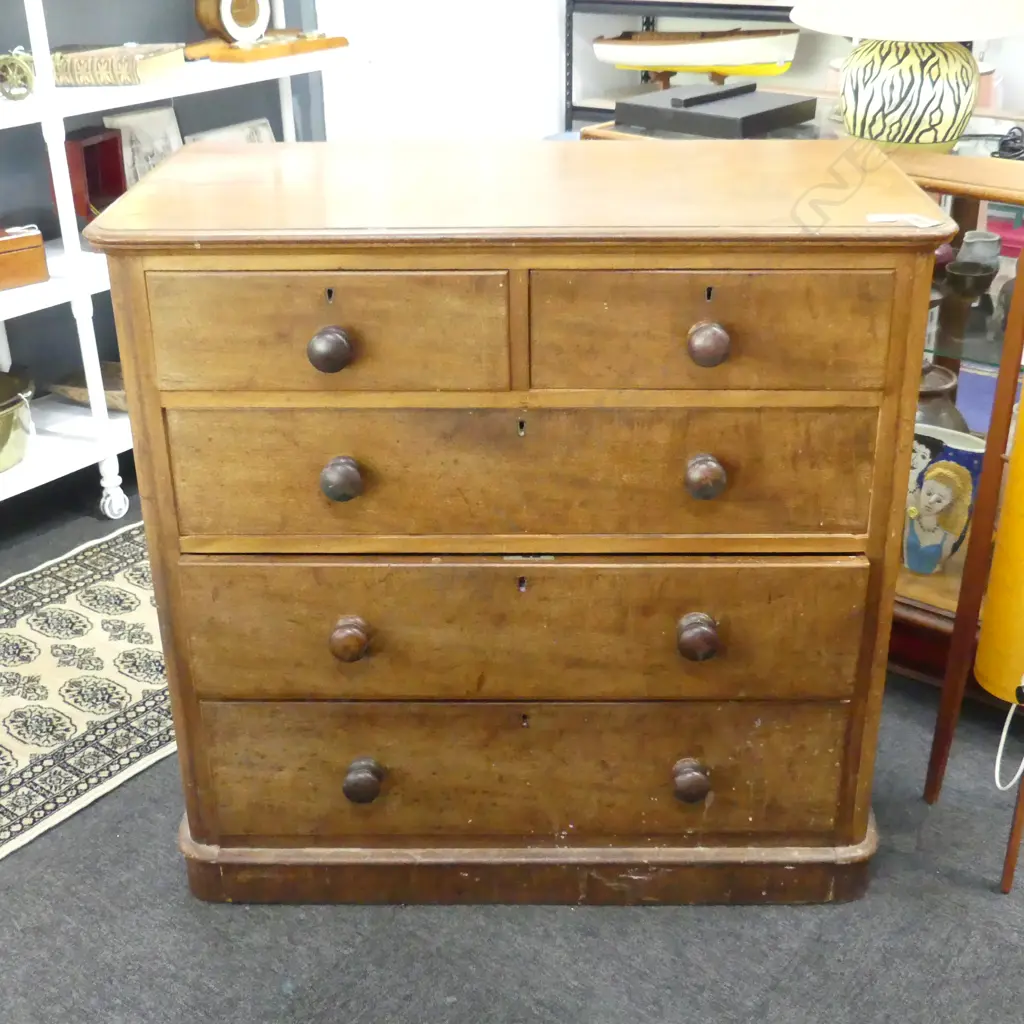 VICTORIAN MAHOGANY 5 DRAWER CHEST 1035x520x1000mm back board missing Image 1++