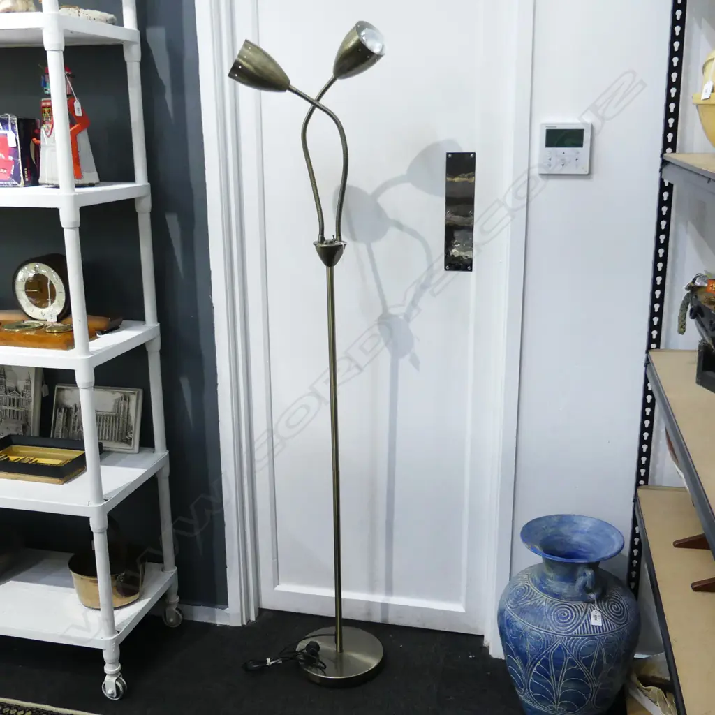 MODERN DOUBLE HEADED FLOOR LAMP H.1400mm Image 1++