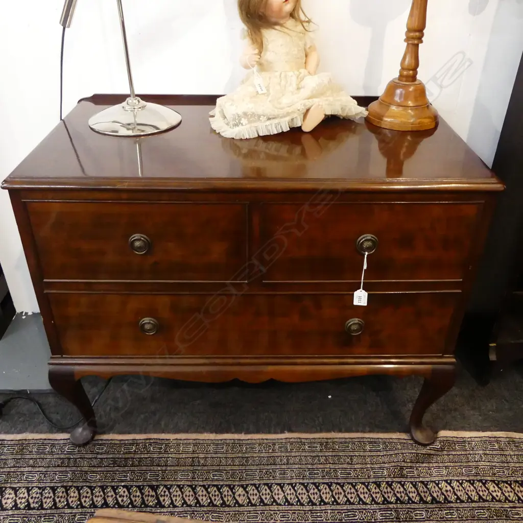 MAHOGANY 3 DRAWER DRESSER W.840mm Image 1++