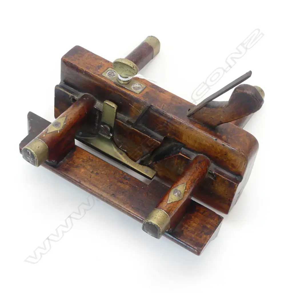 ANTIQUE WOODEN PLANE L.235mm Image 1++