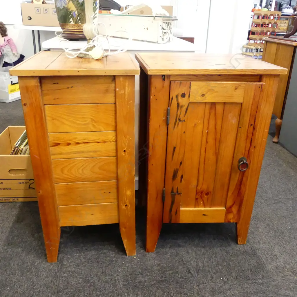 PR PINE BEDSIDE CABINETS 460x375x740mm Image 1++