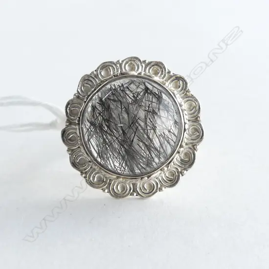 **RTV** SILVER FILIGREE RING w BLK CENTRAL RUTILE STONE SIZE S  **RTV**