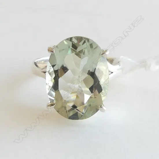 SILVER SET OVAL CUT GREEN AMETHYST RING SIZE P1/2