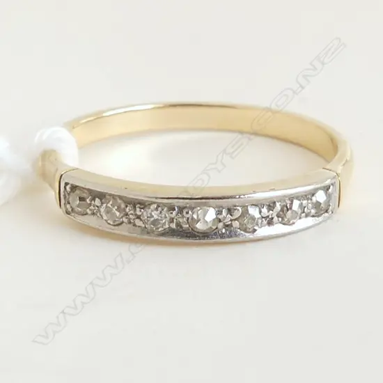 9CT GOLD & DIAMOND BAND 2.4gms SIZE N 1/2