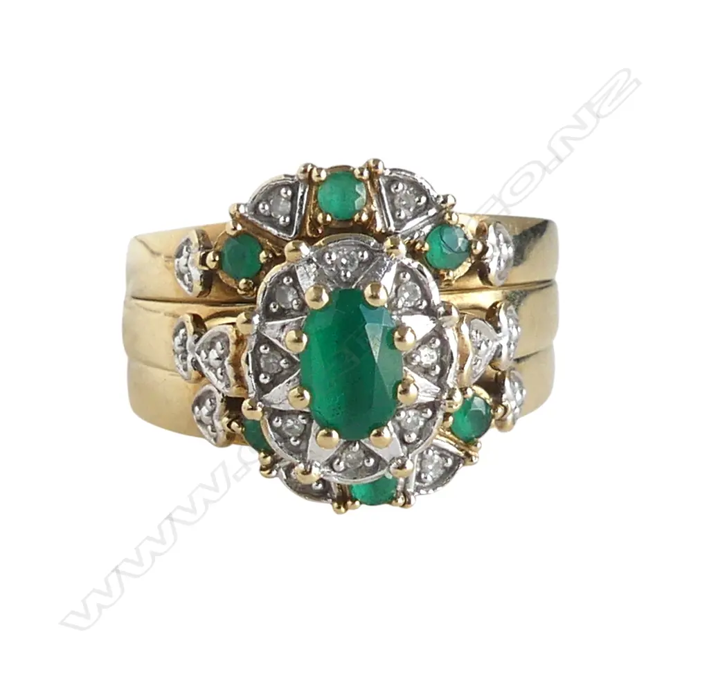 10ct YELLOW GOLD BYRON EMERALD & DIAMOND CLUSTER 3 RING SET 7gms (Size O TO P) Image 1++