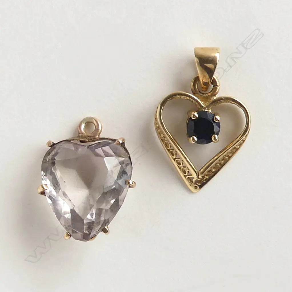 PR 9ct HEART PENDANTS SET w SAPPHIRE & QUARTZ Image 1++