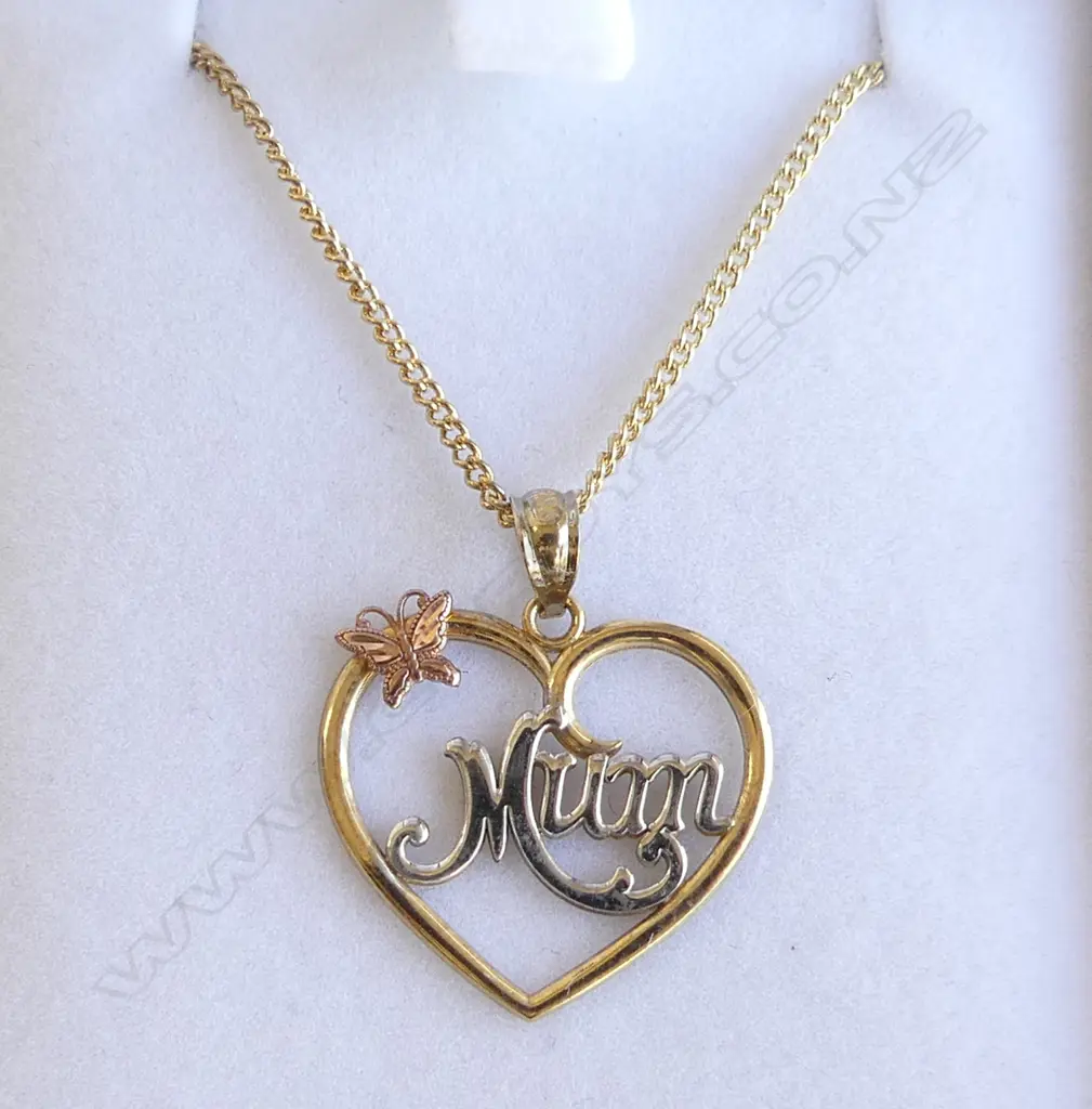 9ct 'MUM' PENDANT .88gm on chain Image 1++