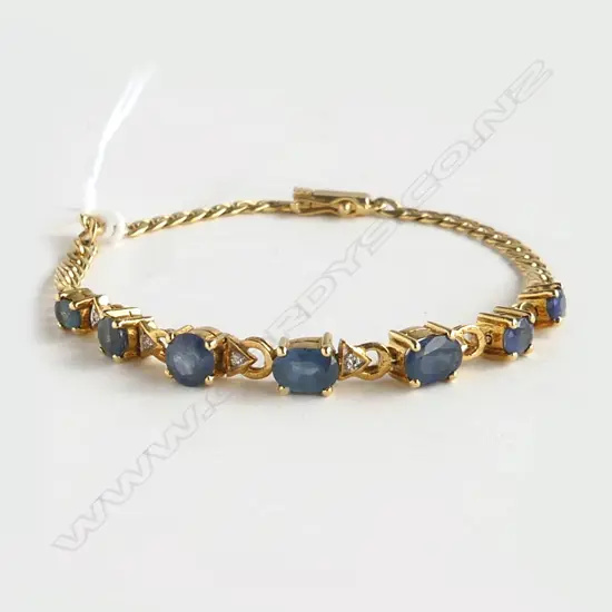 18ct SAPPHIRE & DIAMOND BRACELET, L.17.5mm, 8.4gm  **RTV**