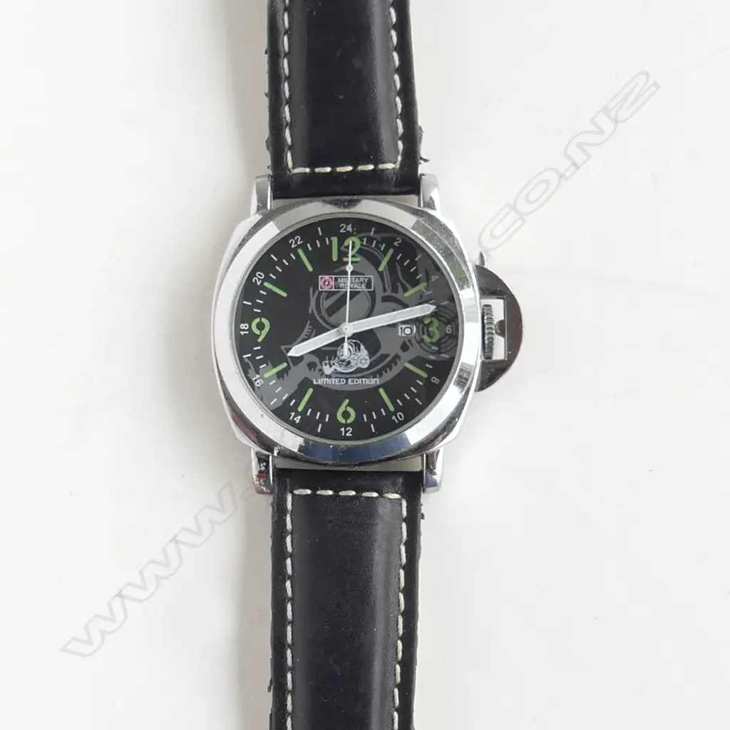 MILITARY ROYALE LIMITED EDITION GENTS WRISTWATCH Image 1++
