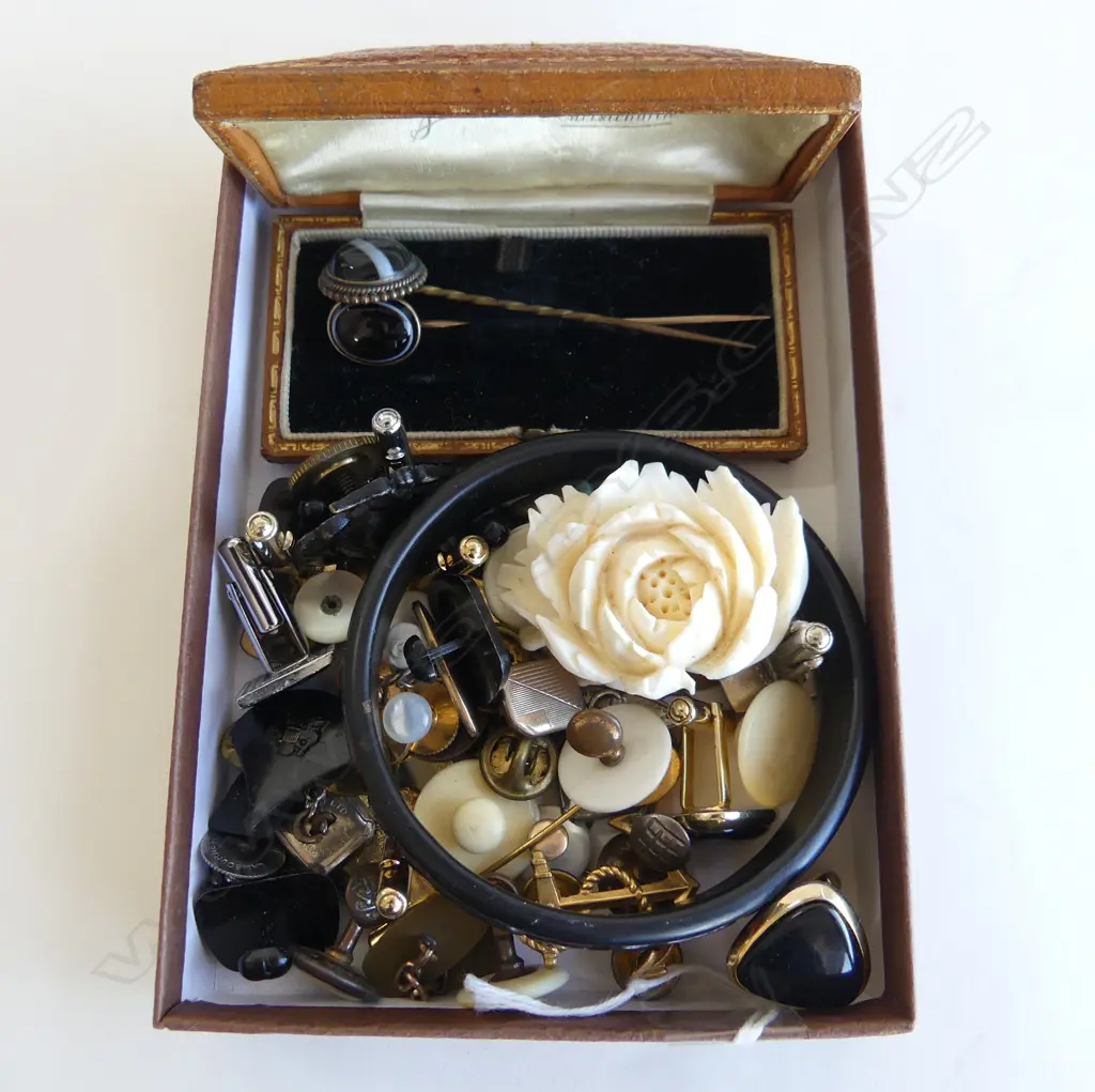ASSTD CUFFLINKS/STUDS/BADGES ETHNIC BRACELET, IVORY BROOCH & 2 HAT PINS Image 1++