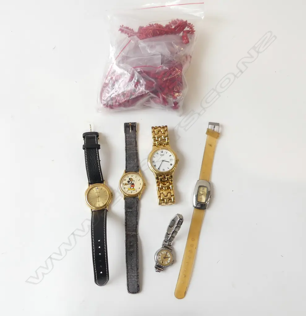 TRAY DYED CORAL UNSTRUNG BEADS & 5 LADIES WRIST WATCHES - NOT RUNNING Image 1++