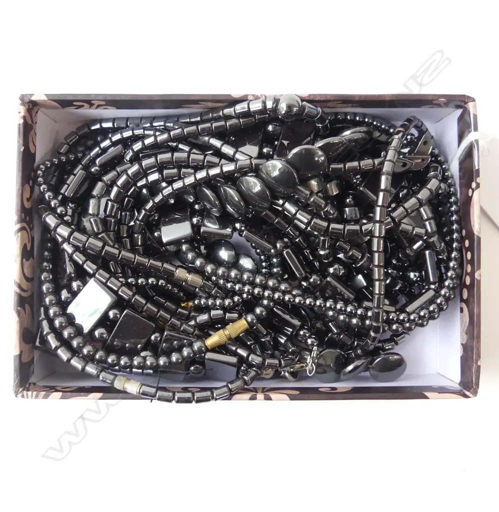 COLLECTION OF HEMATITE NECKLACES Image 1++