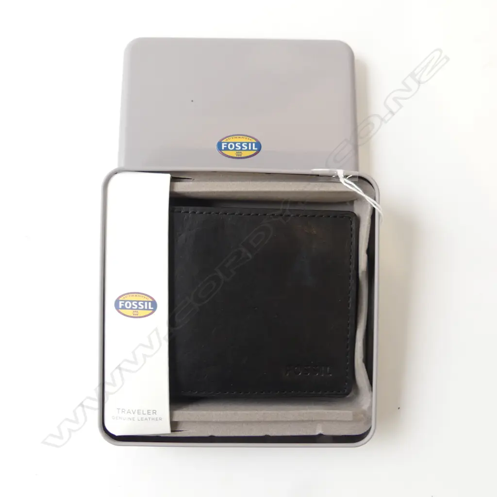NEW 'FOSSIL' BRAND LEATHER WALLET  Image 1++
