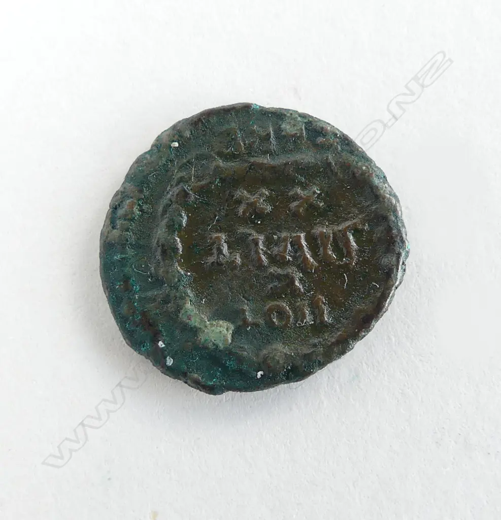 ROMAN COIN FROM THEODOSIUS I 379 -395 A.D. Image 1++