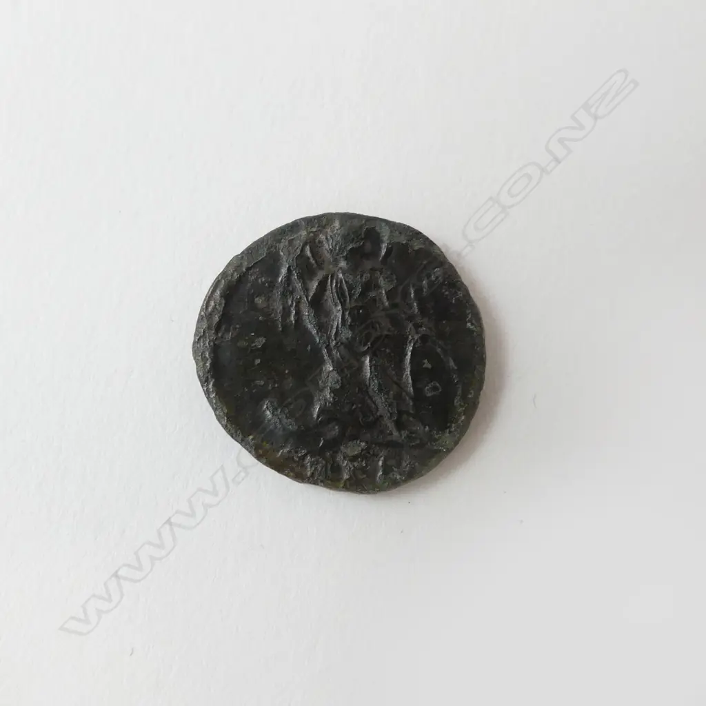 ROMAN COIN CONSTANINE THE GREAT. REVERSE VICTORY. AD.307-337 Image 1++