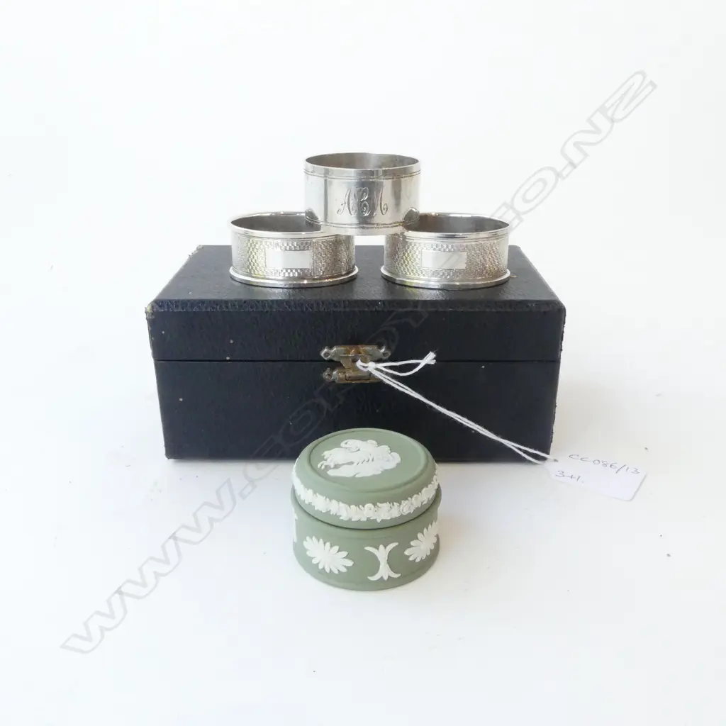 3 STG SILVER NAPKIN RINGS, 50gms + WEDGWOOD CONTAINER Image 1++