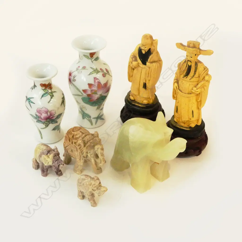 TRAY ORIENTAL ITEMS; MINI VASES ON STANDS, CARVED ELEPHANTS AGATE, & SOAPSTONE & 2 CHINESE FIGS Image 1++