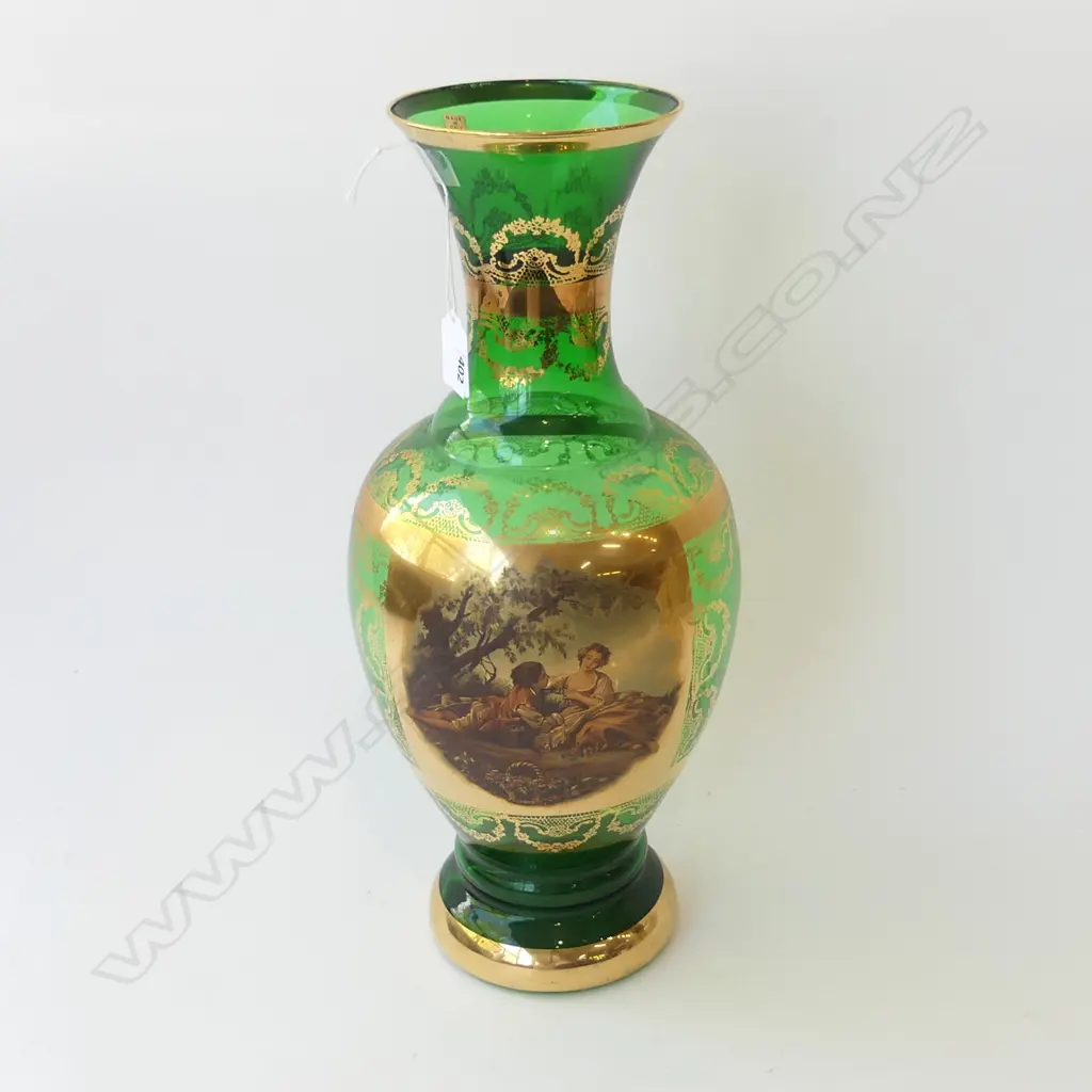 LG ITALIAN GREEN GLASS VASE H.425mm Image 1++