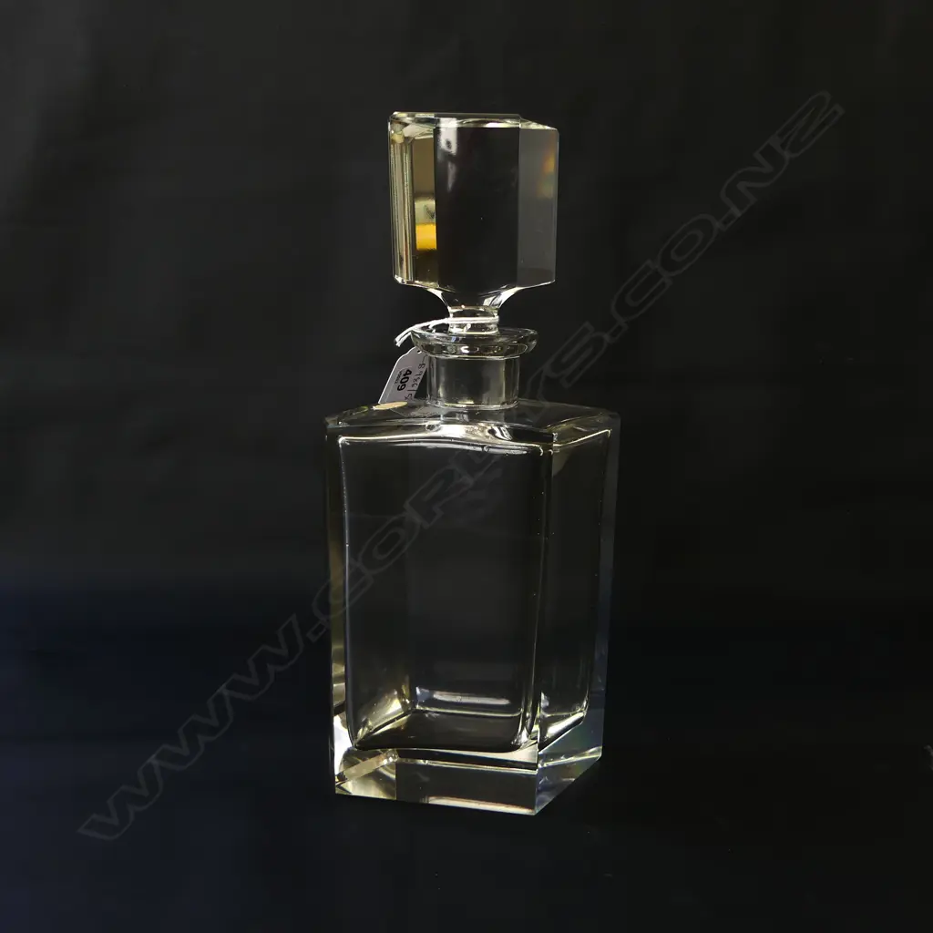 HEAVY CRYSAL DECANTER H.295mm Image 1++
