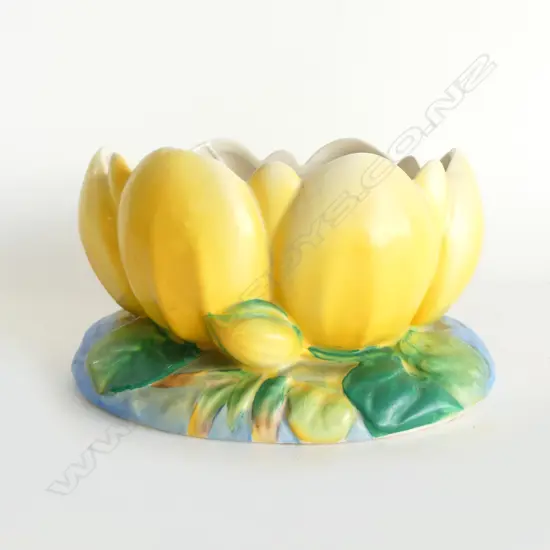 (AK54) CLARICE CLIFF WATERLILY BOWL yellow blue & green L.225mm.